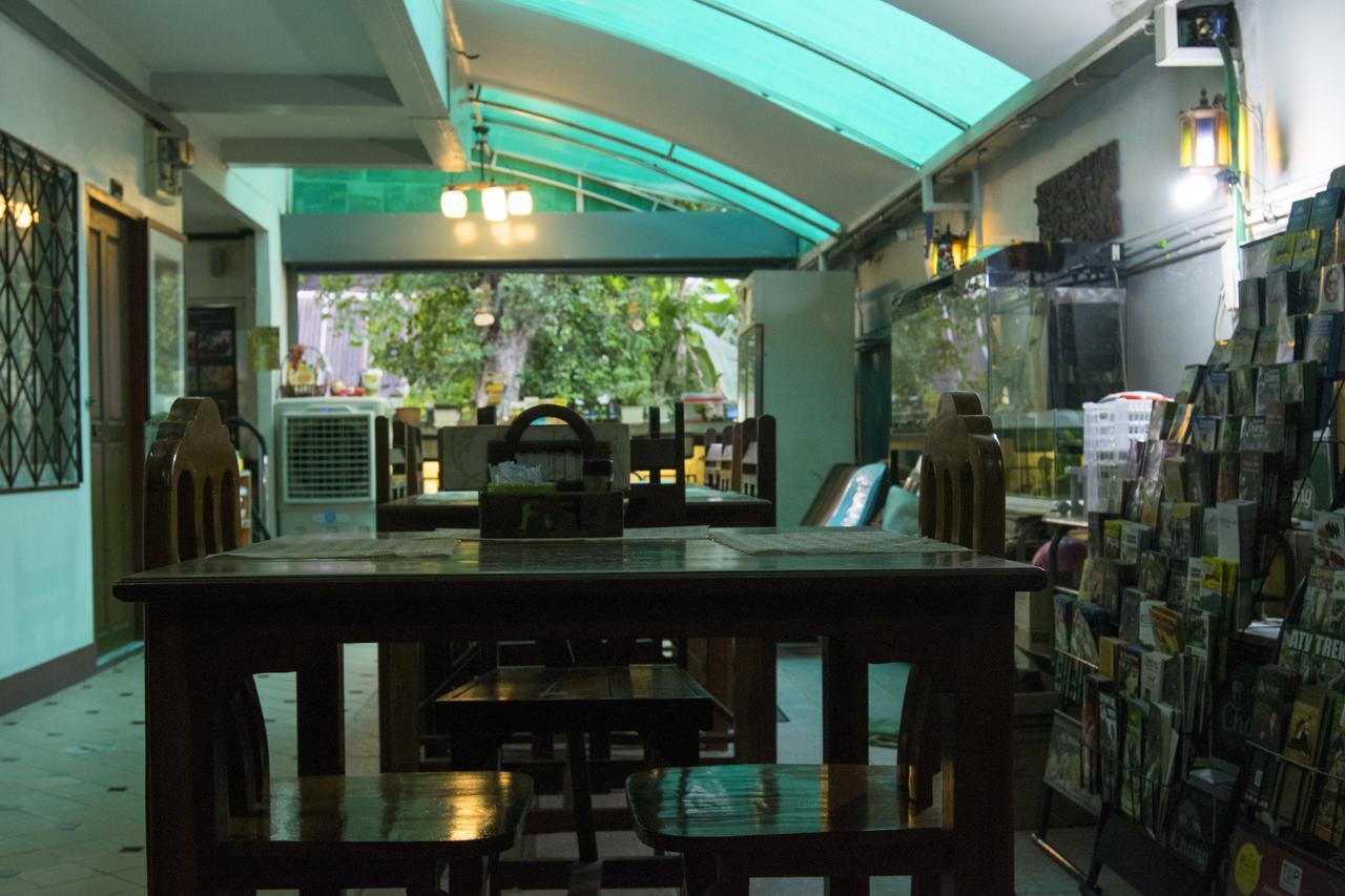 Junior House Hostel Chiang Mai Exterior foto